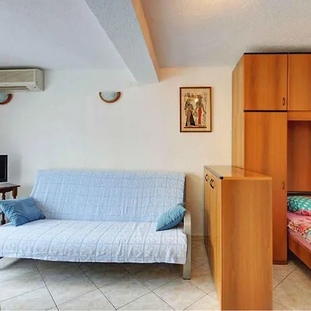 Apartment In - Istrien 51816 Pula